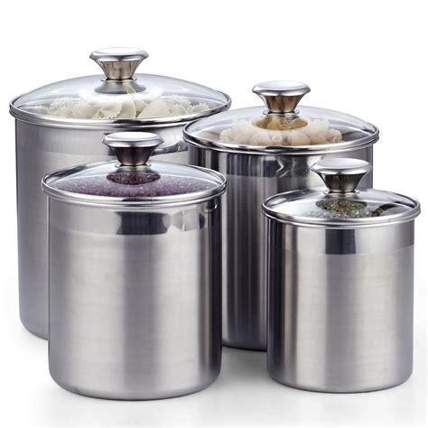 what goes in kitchen canisters
